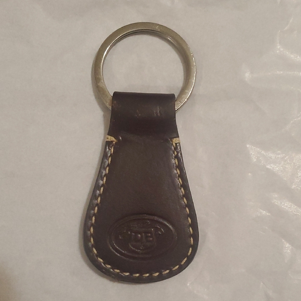 Brown Leather Teardrop Key Holder